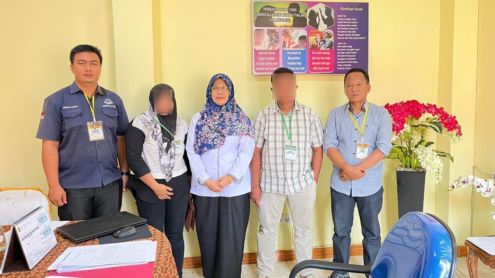 Hakim Mediator PA Manna Berhasil Mediasi Perkara Penguasaan Anak: Berujung Damai dengan Akta Perdamaian  (24/6)