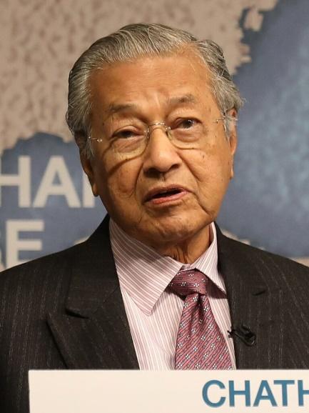 https://diendantheky.net/wp-content/uploads/2024/10/Mahathir_Mohamad_cropped_4to3_portrait-767x1024.jpg