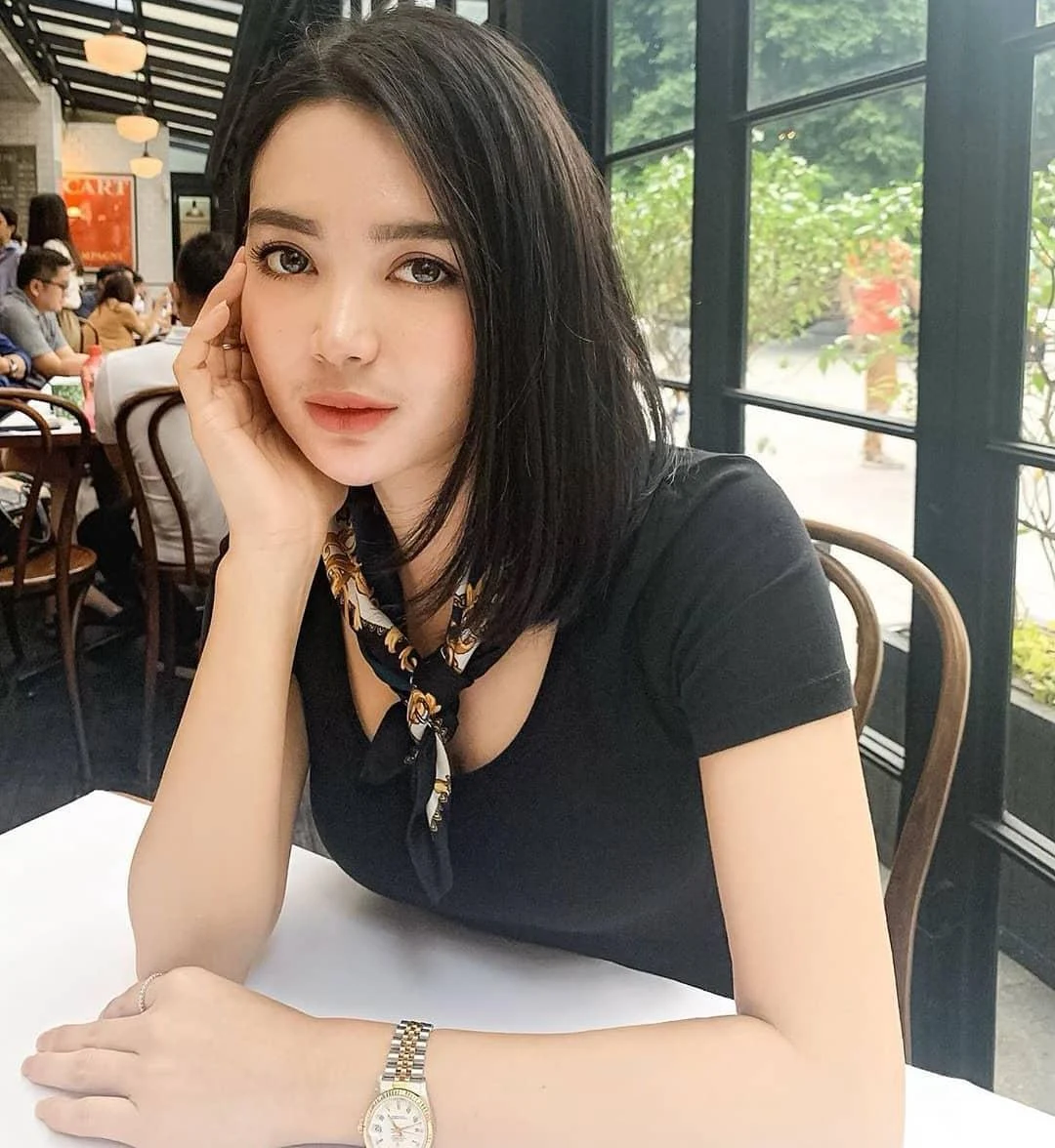 Cewek Cantik Membara, cewek cantik, membara, seksi