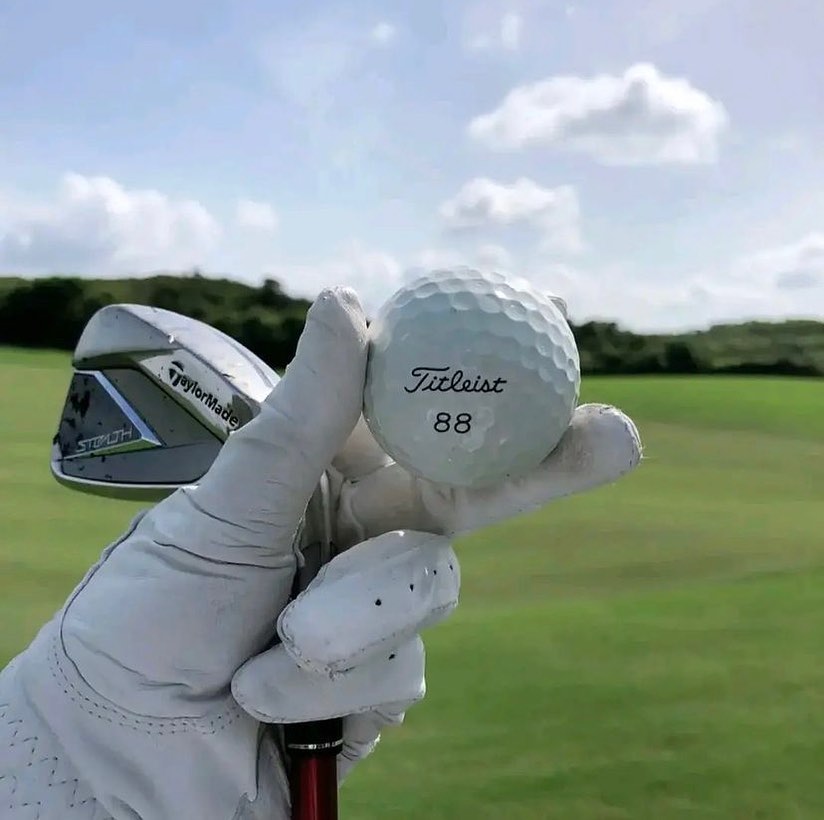 Golf at the Paris Golf Club
