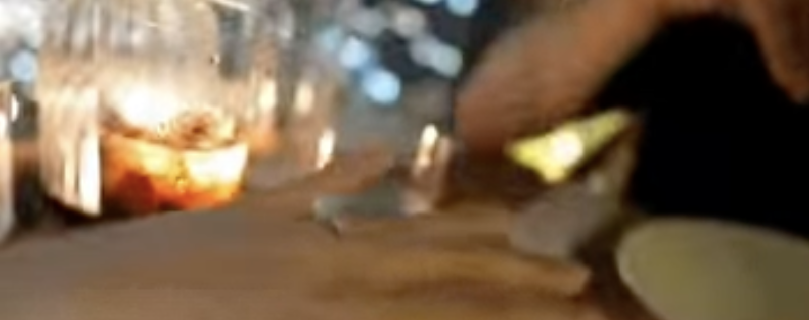 A p[icture of  Nam Bo Ra hand with a ring on it