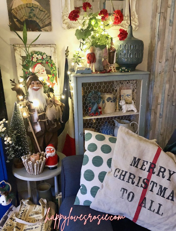 cosy-christmas-corner-in-sitting room