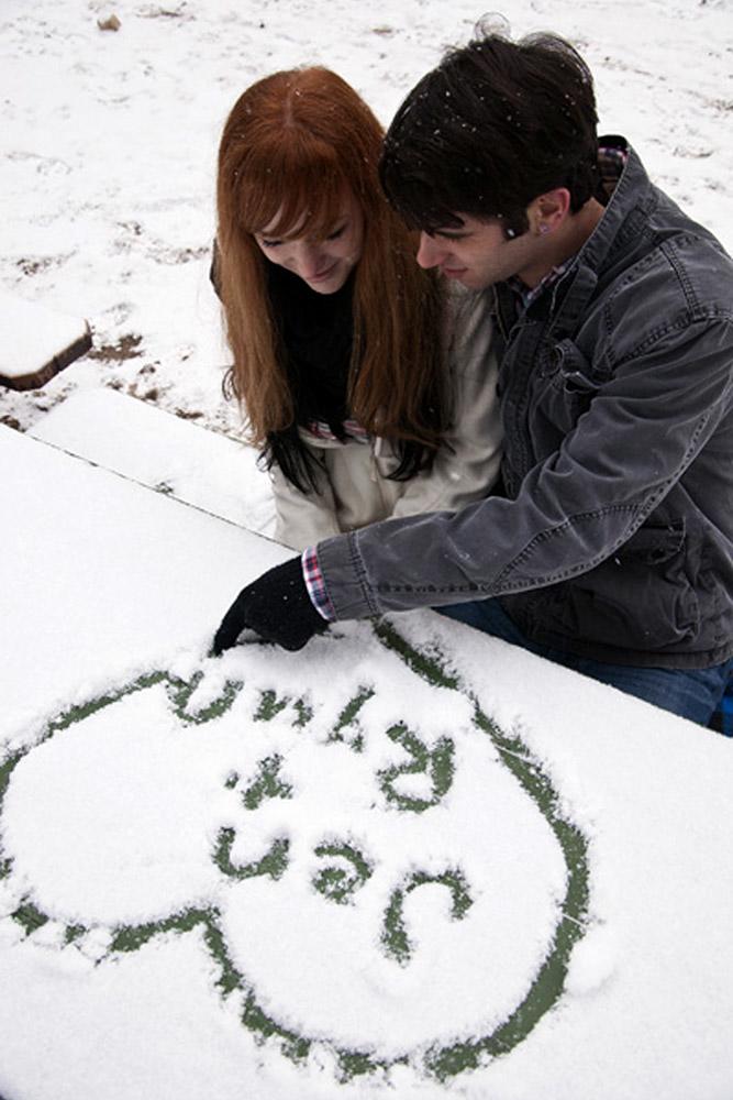 winter engagement photos joanna lindsay photo