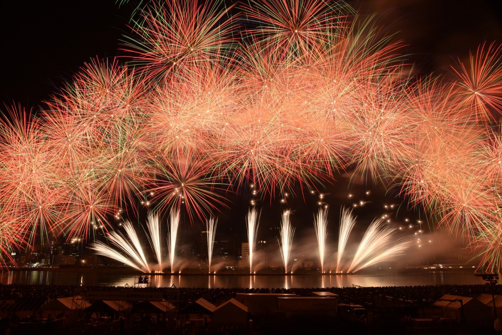 Yodogawa river fireworks display