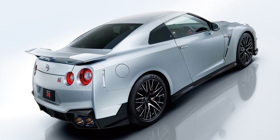 ดีไซน์ภายนอกรถยนต์ : Nissan GT-R Model 2025