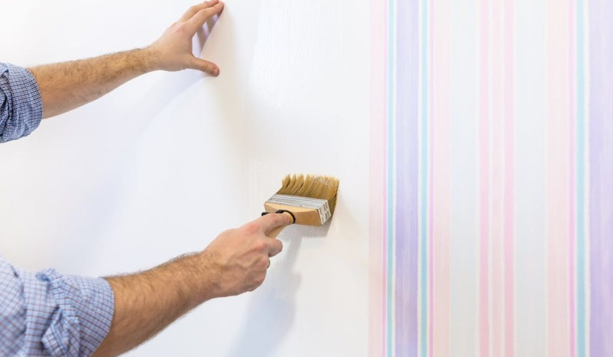 Omaha’s Top Painter: Transforming Spaces with Expert Touch