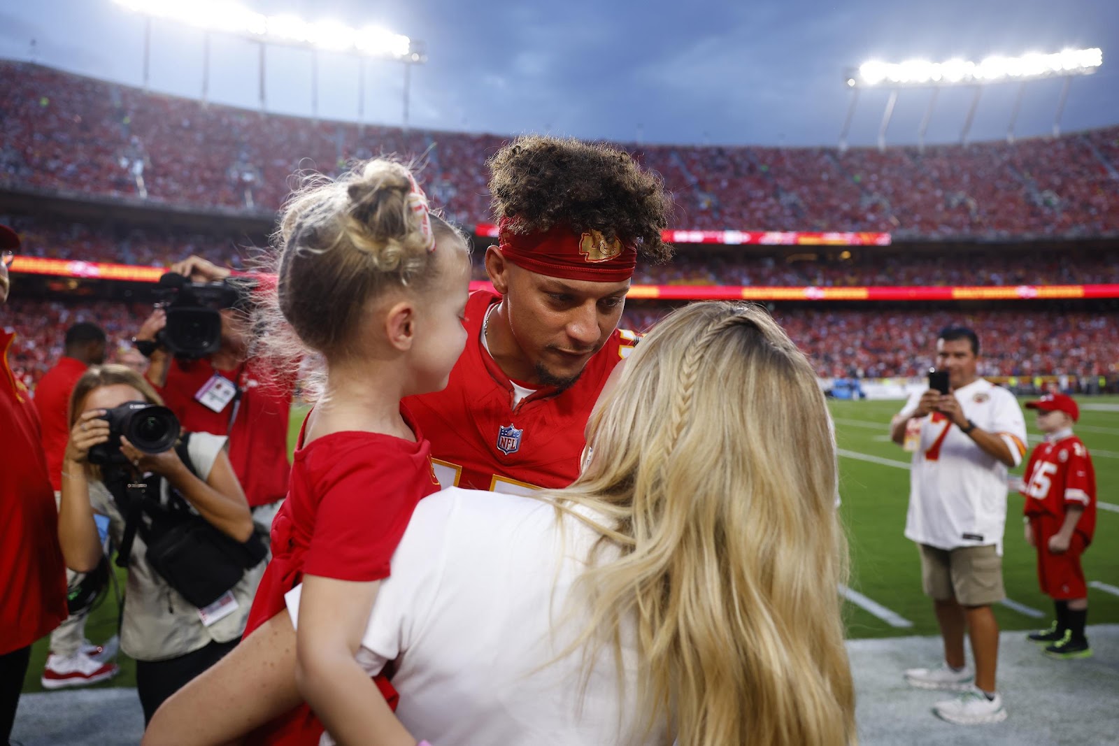 Quarterback Patrick Mahomes is seen with wife Brittany Mahomes and daughter Sterling Skye on September 5, 2024, in Kansas City, Missouri | Source: Getty Images