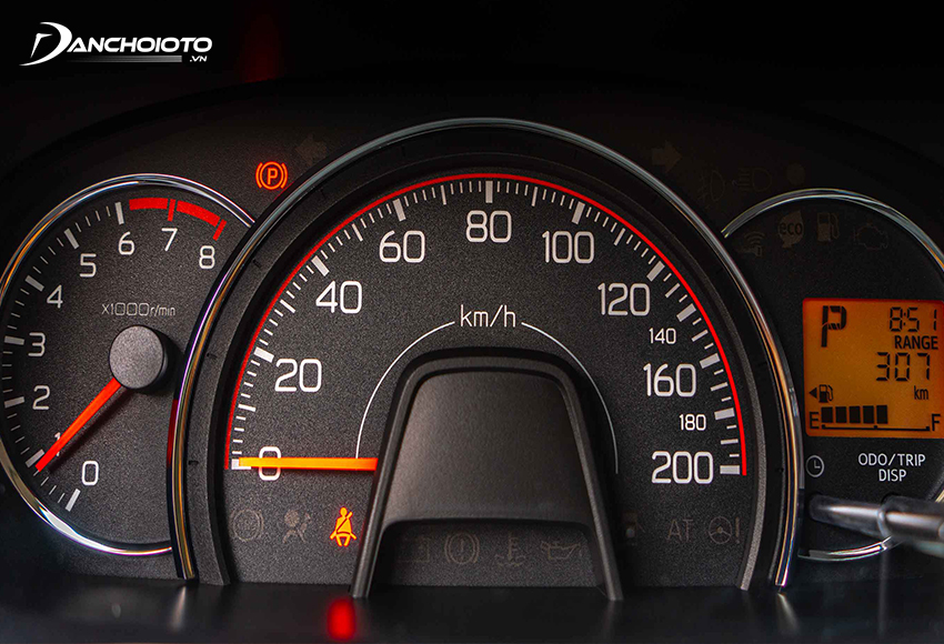 Bảng đồng hồ Toyota Wigo vẫn theo kiểu cổ điển