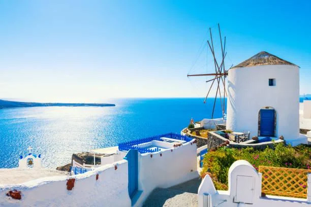 Serene Nature Scenes You Can’t Look Away From, serene scenes, relaxing photos, nature, landscape, calming visuals, tranquil vibes
