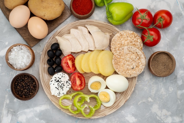 How to Build a Balanced Plate with Health Food Essentials