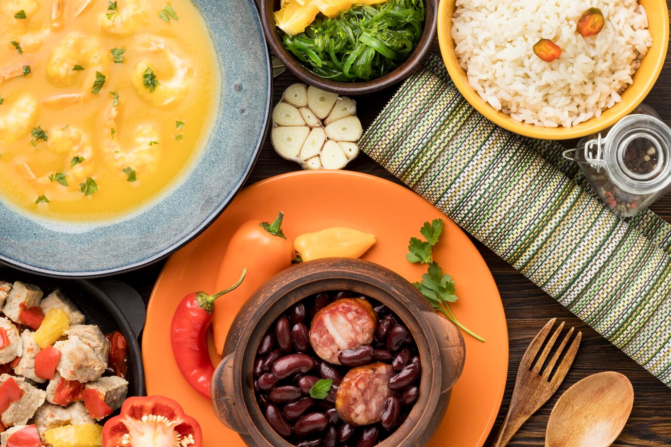 Imagem mostra pratos da comida brasileira