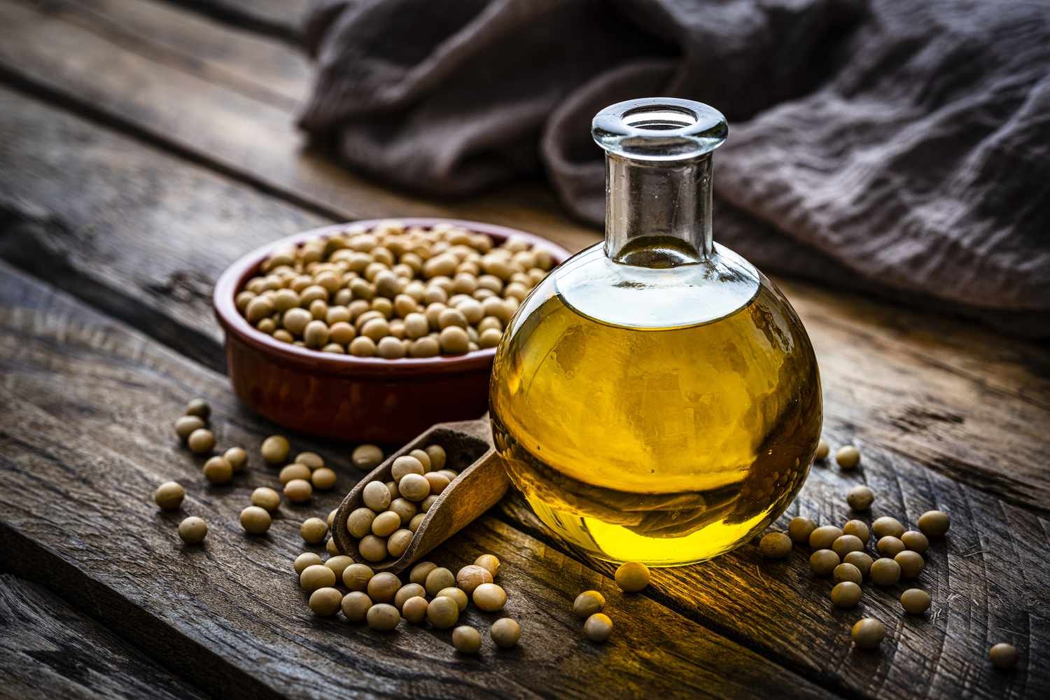 Top 7 Benefits of Hemp Seeds Oil for Weight Loss