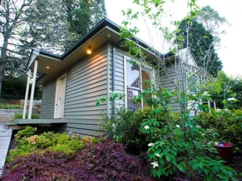 Expert Airbnb Cleaners in Dandenong Ranges & Yarra Valley for a Spotless Stay