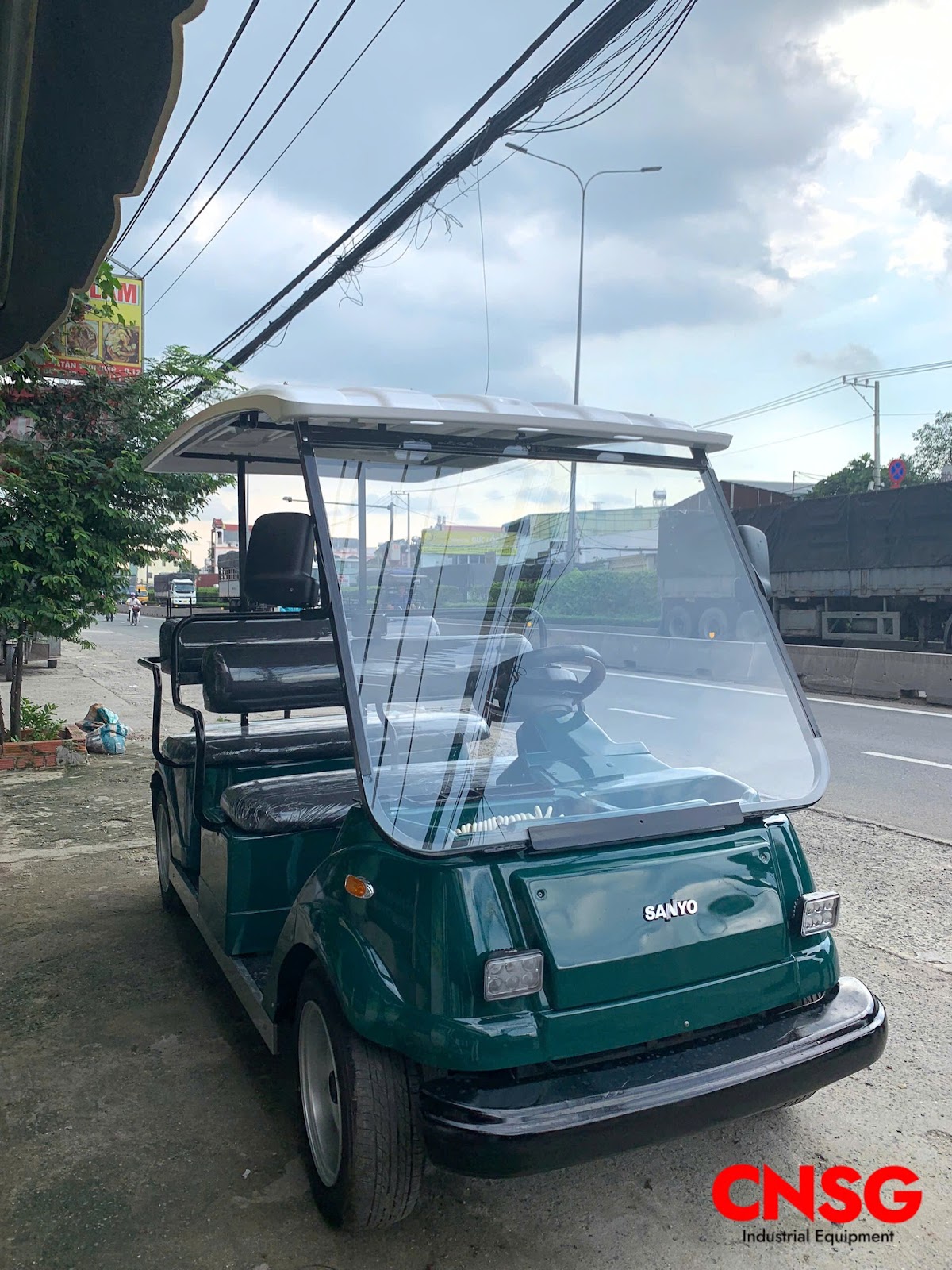 Bạn có thể sử dụng xe điện du lịch tại sân golf, khu nghỉ dưỡng hoặc khu du lịch Bạn có thể sử dụng xe điện du lịch tại sân golf, khu nghỉ dưỡng hoặc khu du lịch