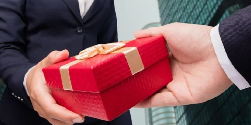 Chơi Nhiều, Giảm Nhiều, Quà Nhiều Với Khuyến Mãi Debet