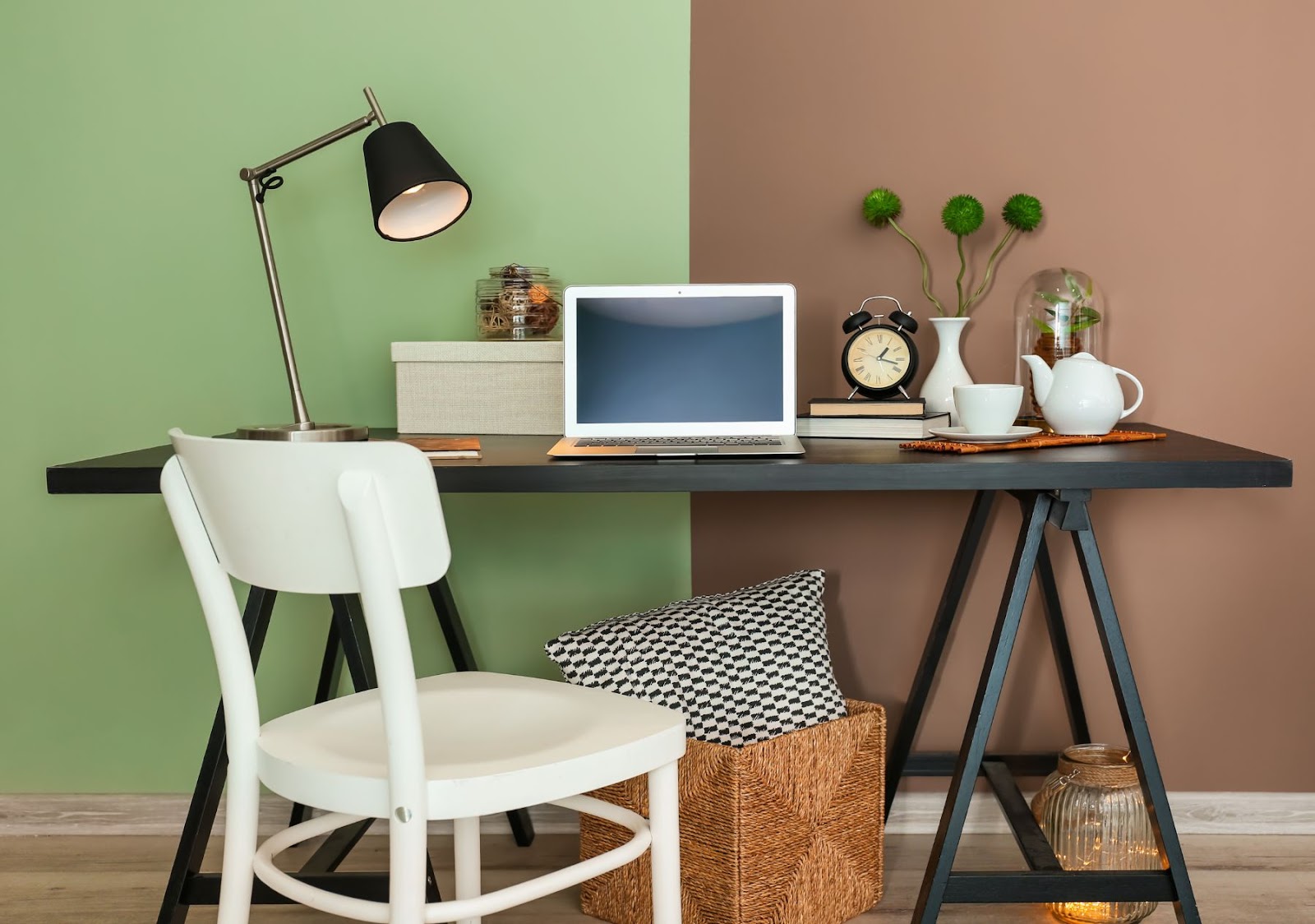 Basic Vastu tips in home office