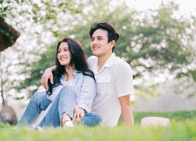 Outdoor Portraits of Love