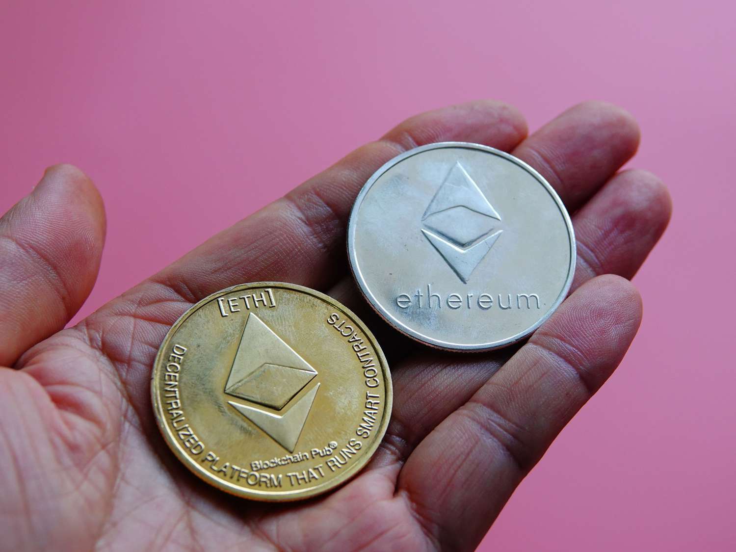 Tokenized stocks and ETF trading