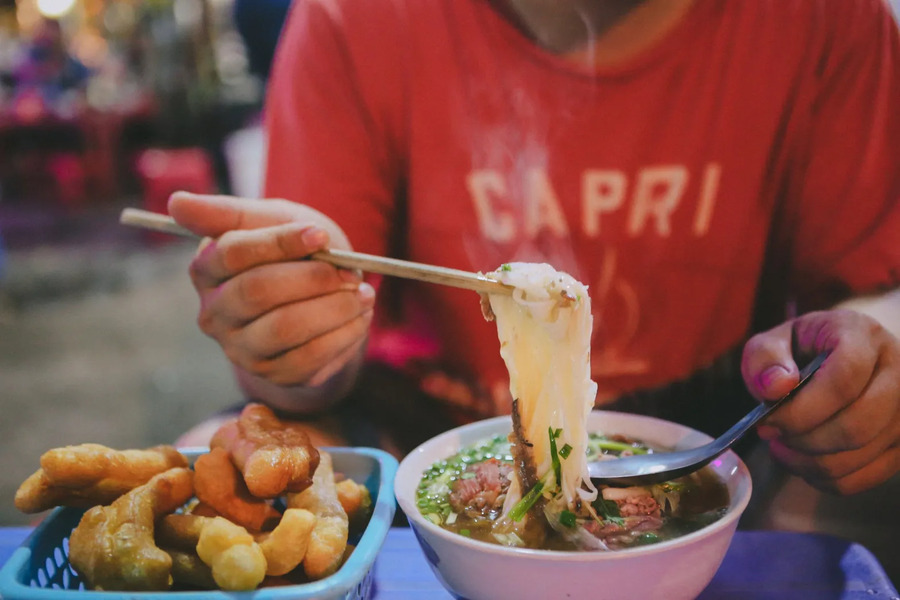 Pho is considered the national dish of Vietnamese people, especially Hanoians. Source: Mega Story