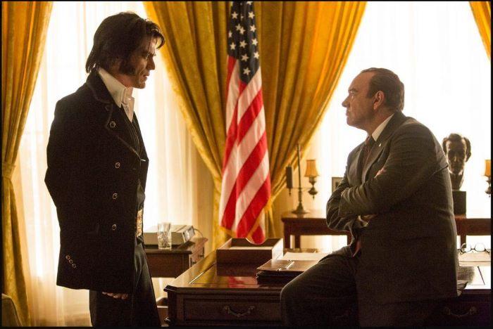 4.ELVIS & NIXON 2