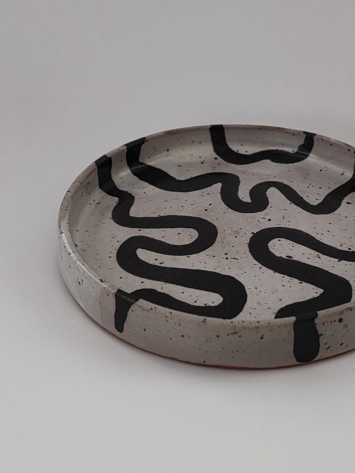 squiggles pottery