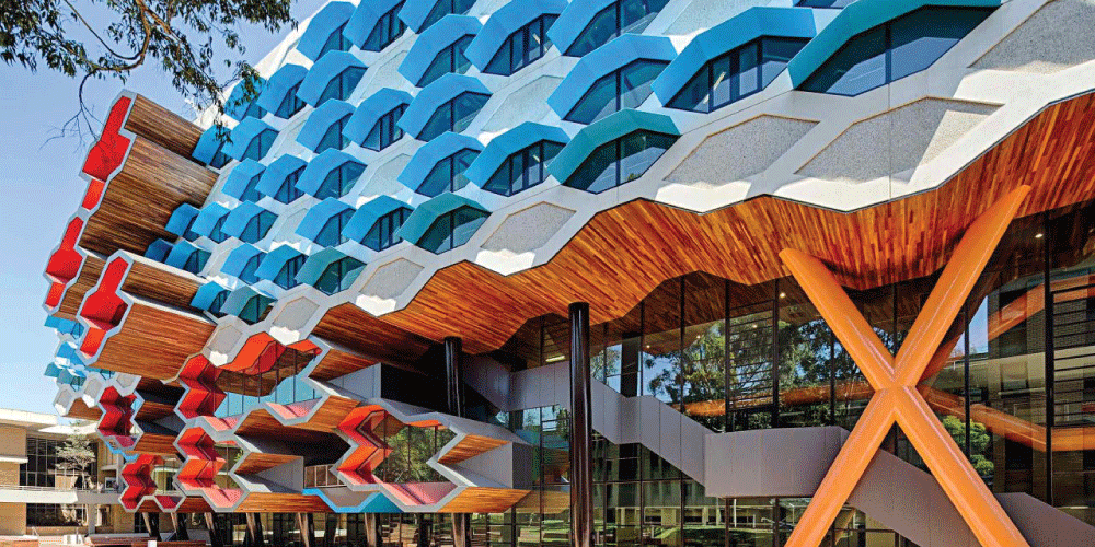La Trobe University, Ranking, Regional Campuses, International Campuses, Library, Campus Facilities, Courses, Scholarships, Calendar, Application, and Acceptance Rate.