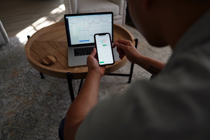 How Much mAh Do You Need To Charge Your iPhone X 3