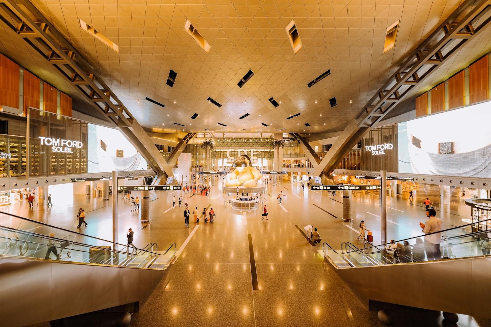 How Shopping Malls Are Evolving with Technology