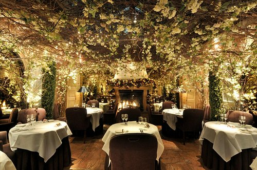 Clos Maggiore restaurant interior