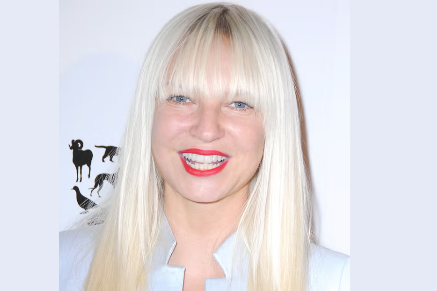 Sia Furler Net Worth, Early life, Wiki, Personal life, Family, Relationship, Career And More