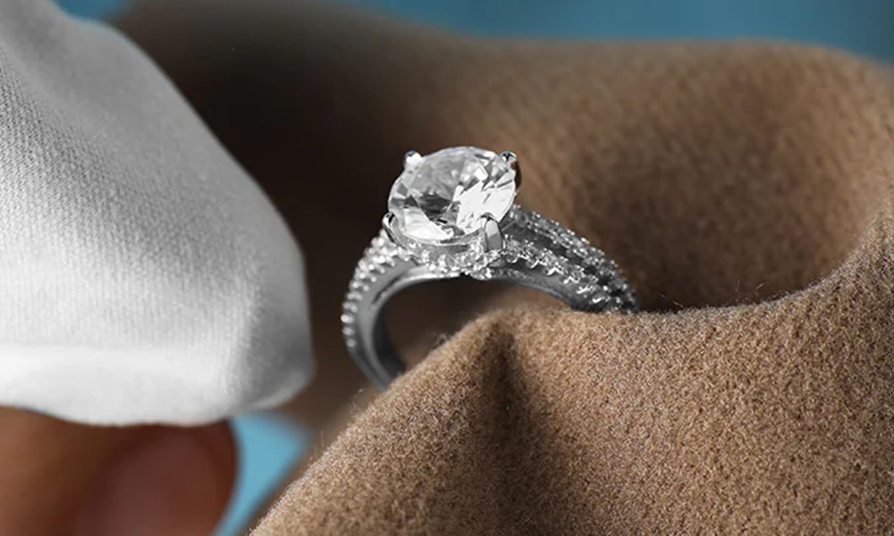 How to Care for and Maintain a Diamond Ring?