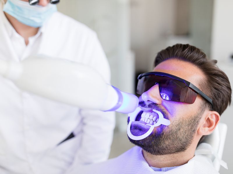 clareamento dental a laser considerações