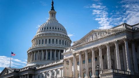 A white building with a dome

AI-generated content may be incorrect.