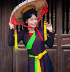 Trang phục lễ hội.olm
