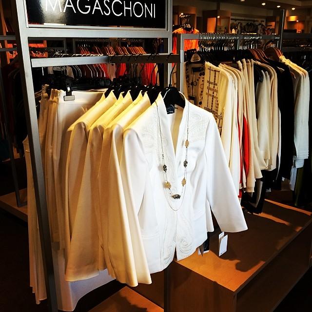 Did Magaschoni go out of business? What Happened to Magaschoni?