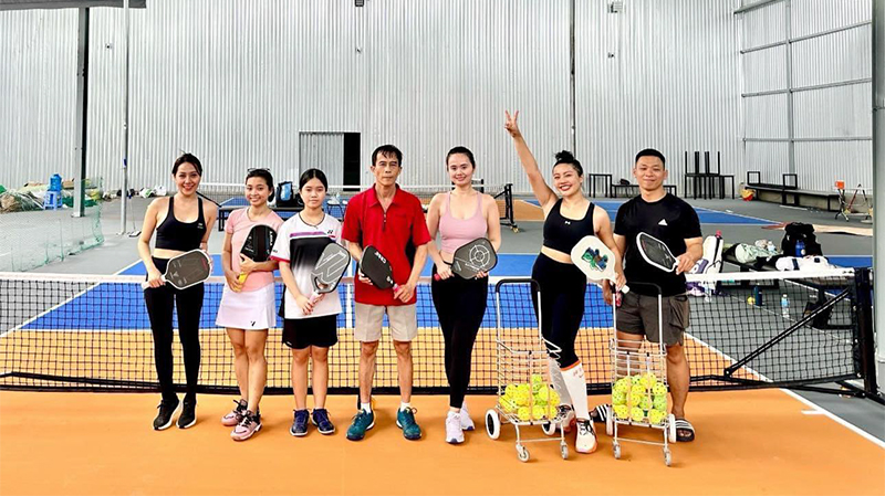 Sân Pickleball Tân Phú: Cơ sở vật chất hiện đại, giờ chơi linh hoạt cả ngày lẫn đêm