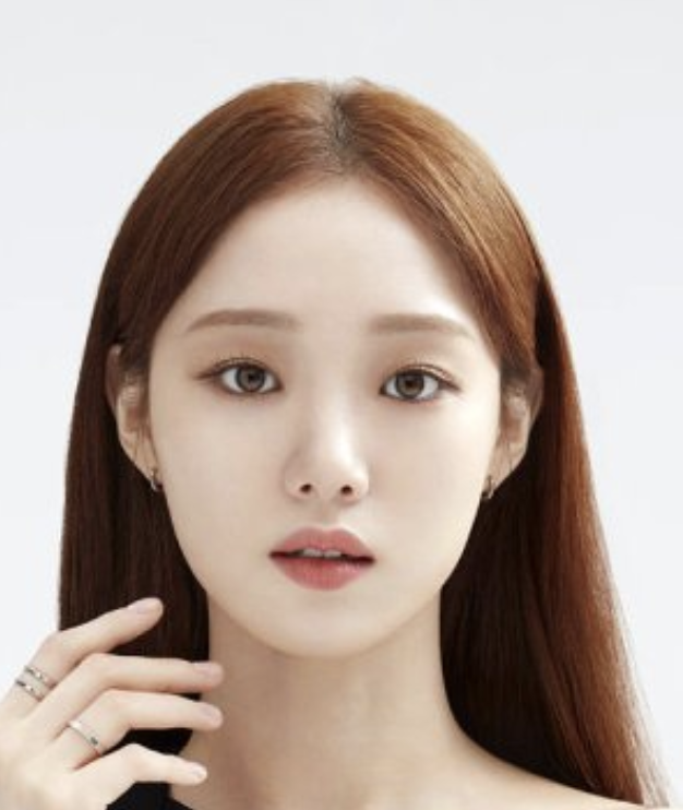 A picture of Lee Sung Kyung