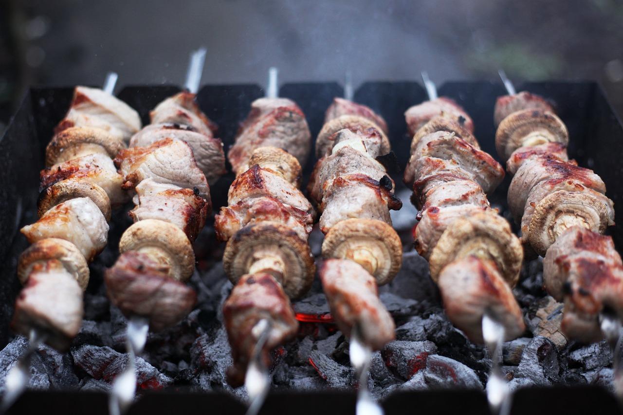 Beef and Bacon Skewers: Perfectly Grilled and Crispy