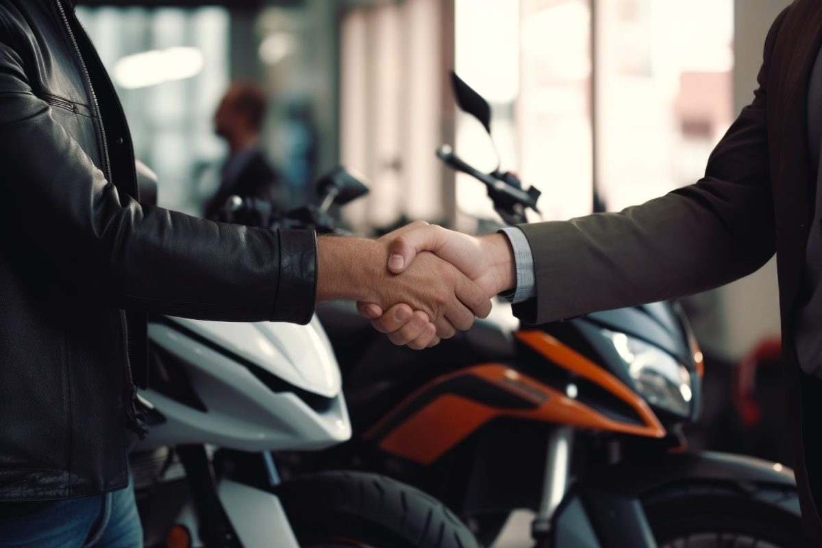 5 Reasons  why Weelee is the best platform if you want to sell your motorbike quickly, safely, and for the best possible price.