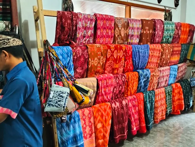 woven fabric - souvenirs lombok