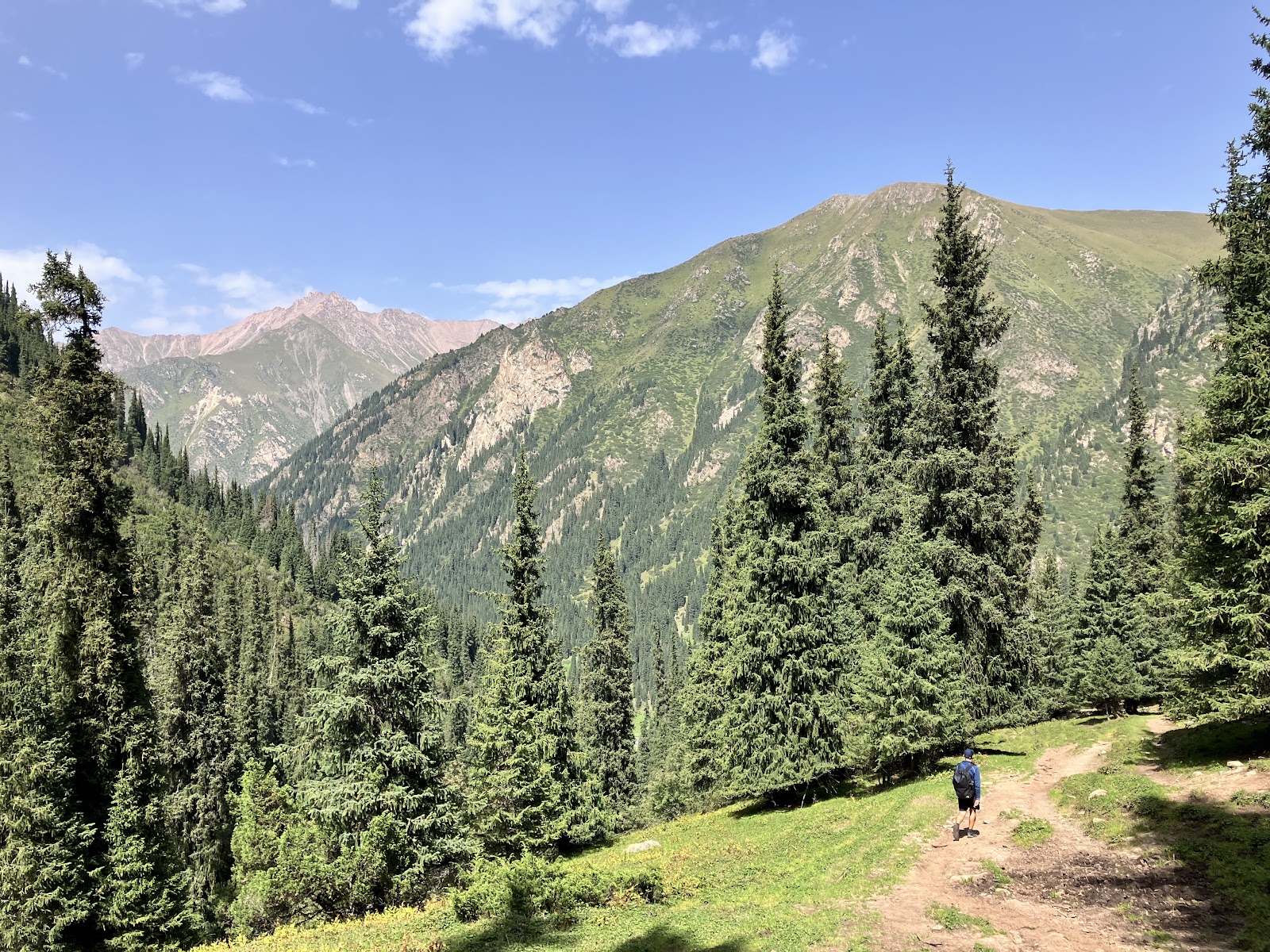 Ala Kul Trek | View of mountains in Kyrgyzstan