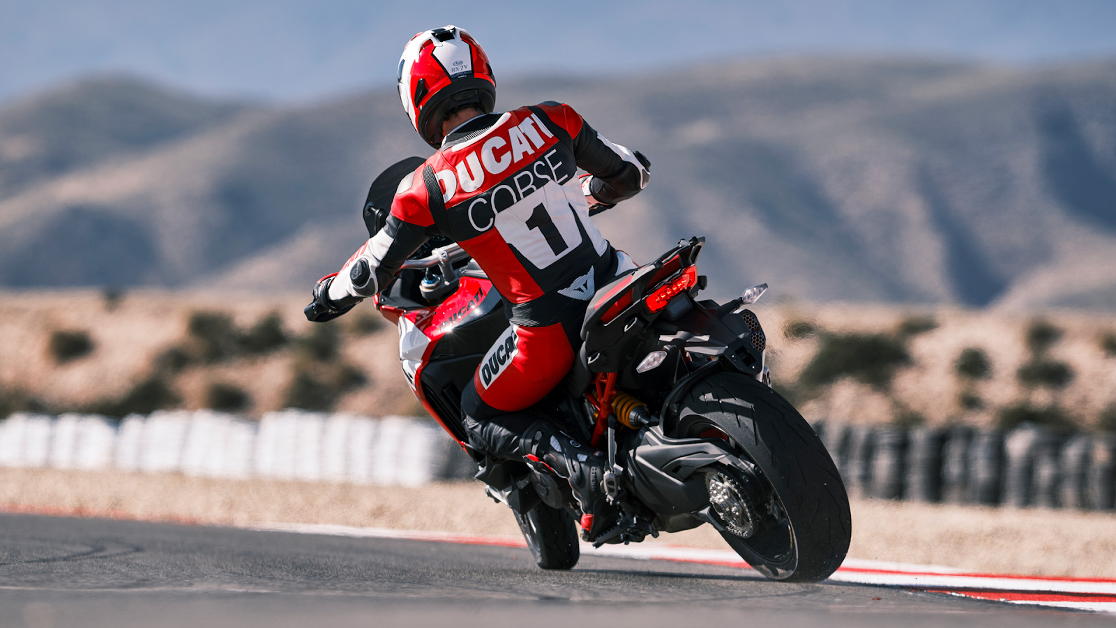 รถจักรยานยนต์ Ducati Multistrada V4 Pikes Peak