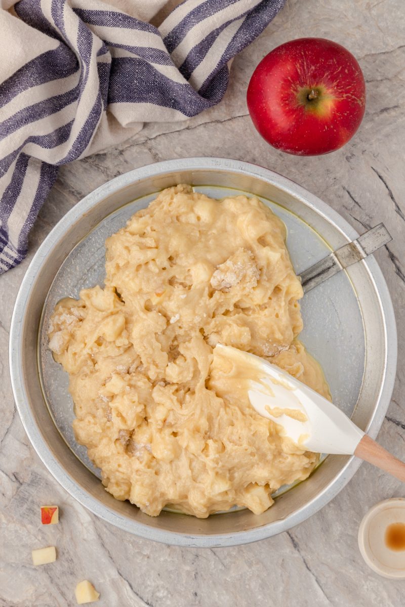 Apple cake ingredients.
