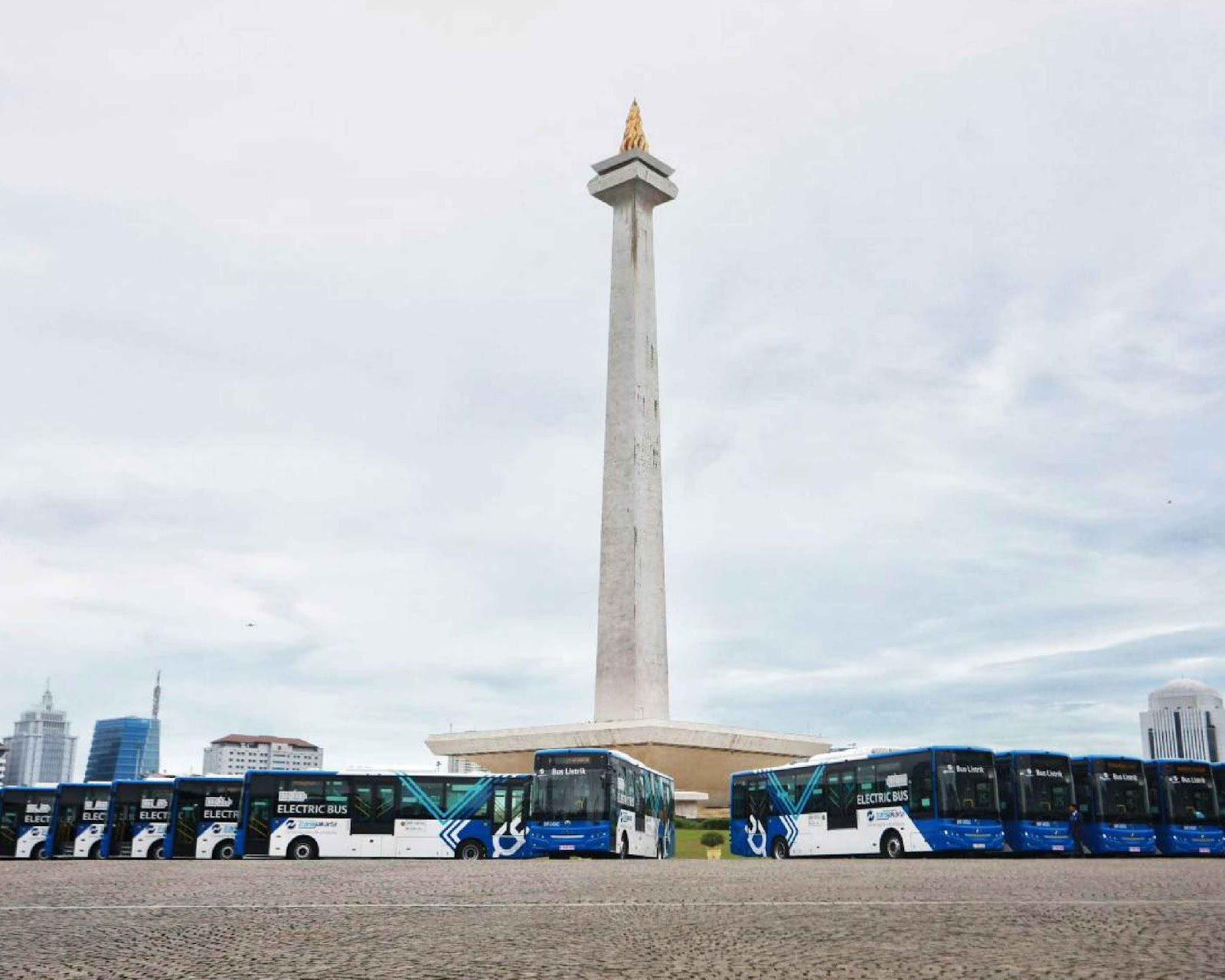 Electric buses of Transjakarta. Source: Berita Jakarta