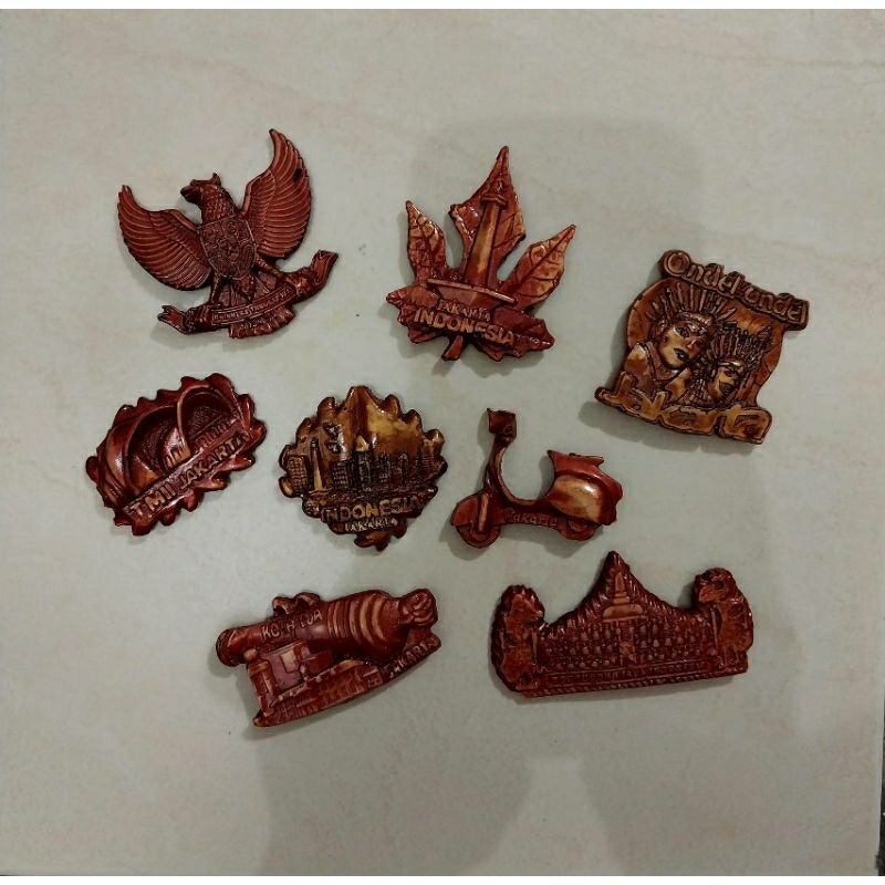 jakarta wooden fridge magnets