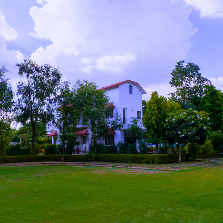 Farmhouse for Parties in 2025