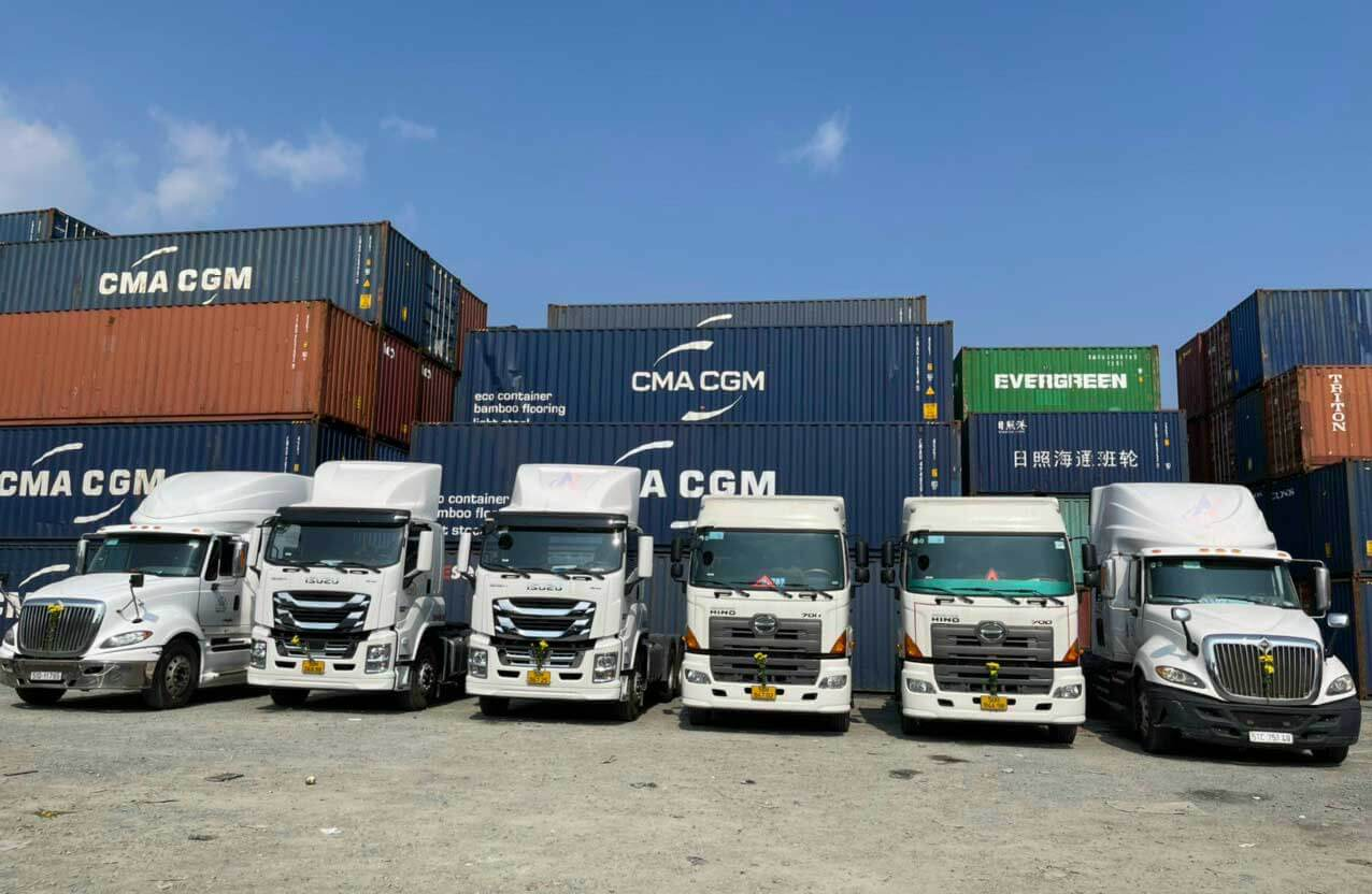 Xe Đầu Kéo Container