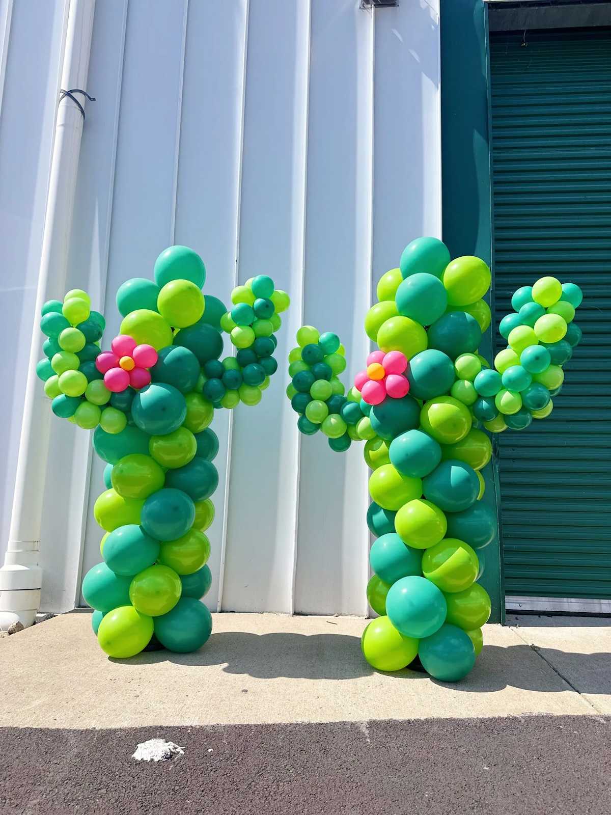 balloon tower in Pittsburgh by Party on Butler