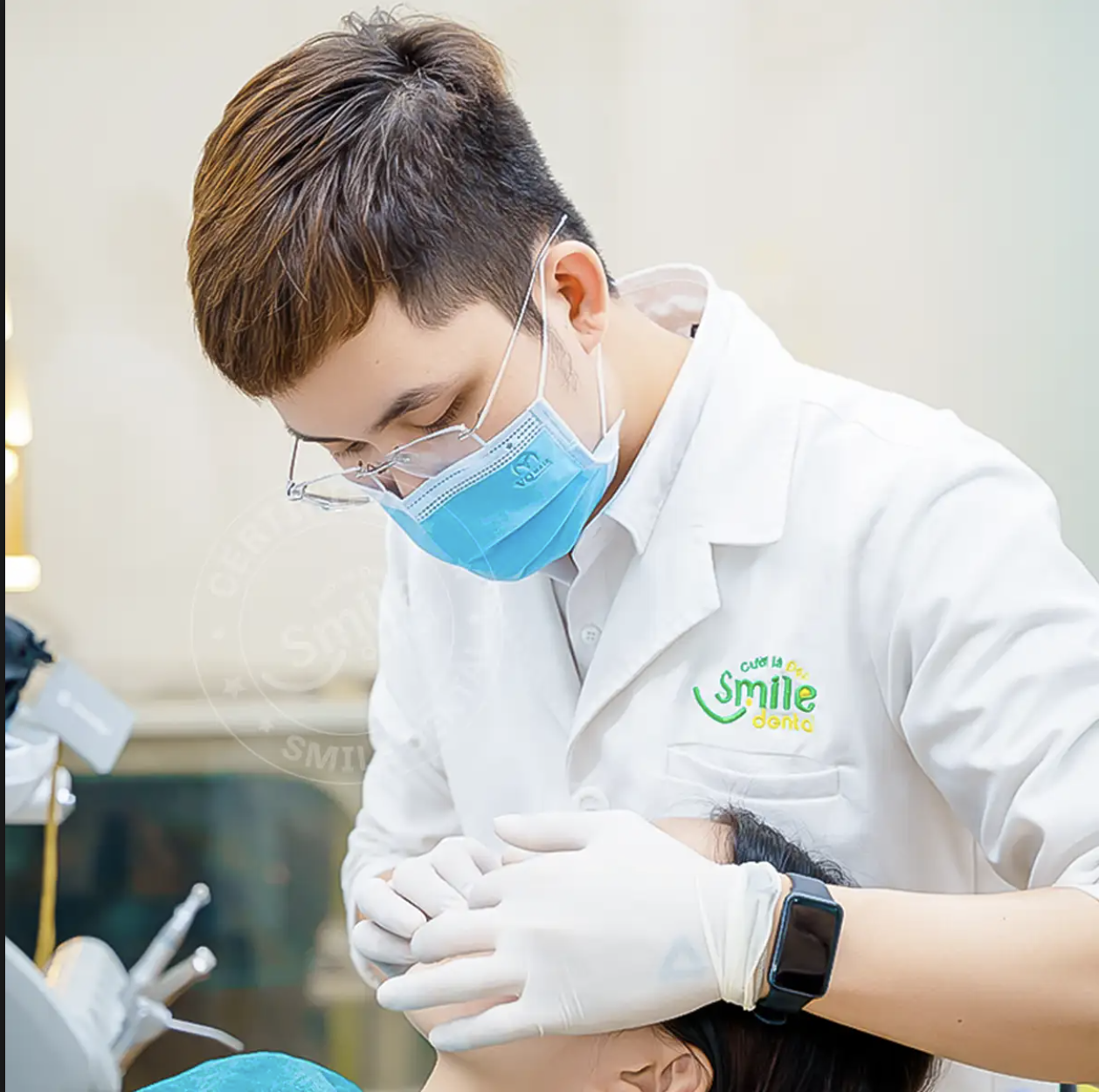 Bác sĩ trình độ cao