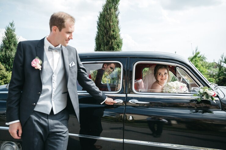 Limousine Service to Your Wedding in Detroit